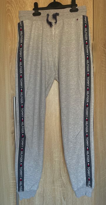 Spodnie dresowe Tommy Hilfiger z lampasami