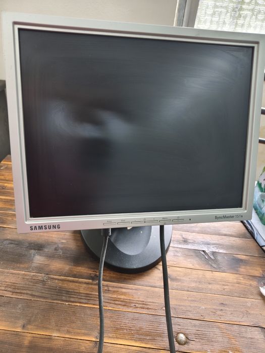 Monitor Samsung SyncMaster 151N450936135243550724