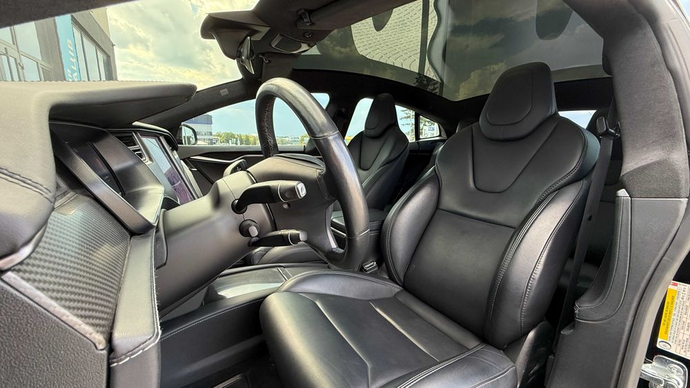 Tesla Model S 2019