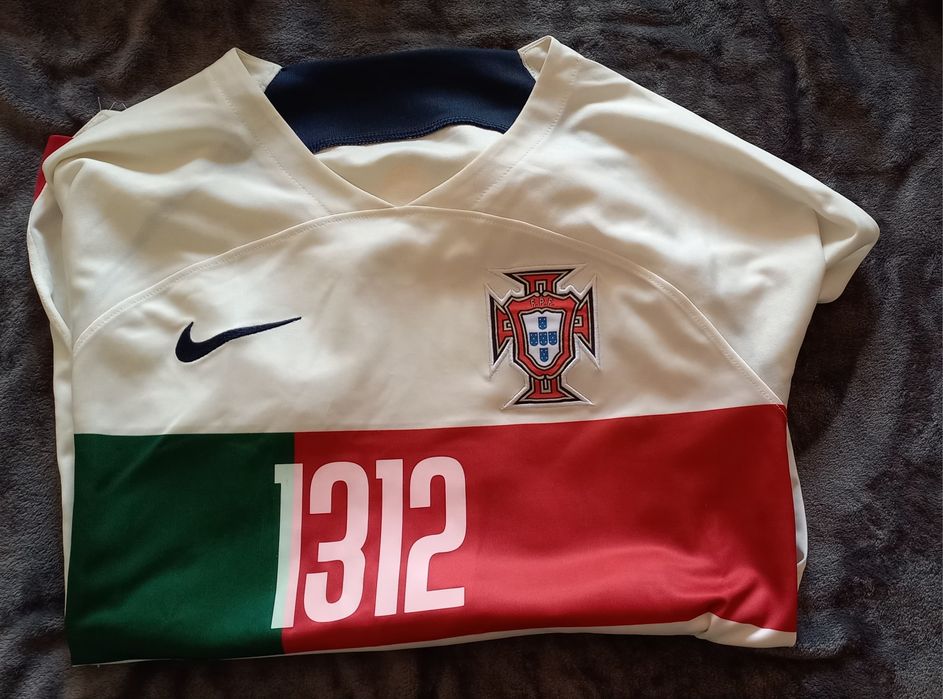 T-shirt nova sem etiqueta