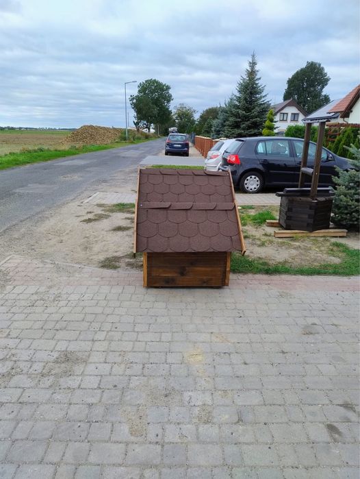Buda dla psa z ocieploną podłogą