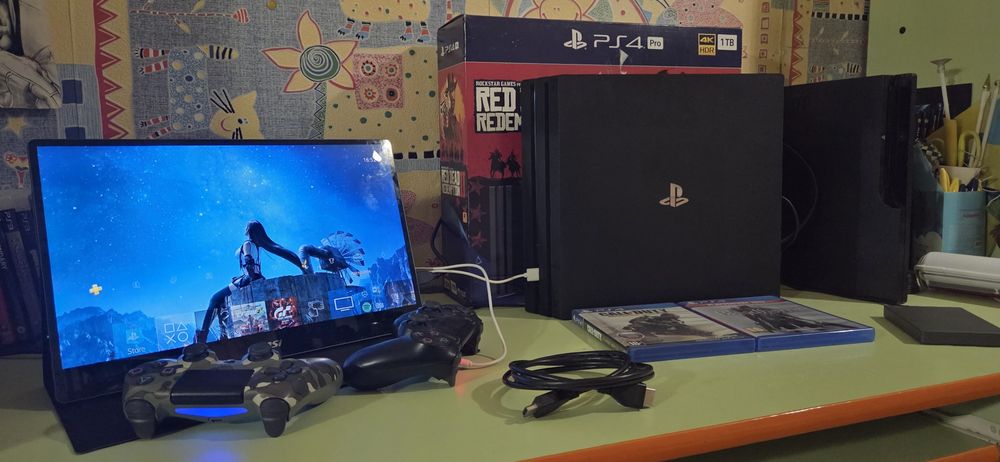Sony PlayStation 4 Pro 1 TB+зовнішній HDD 2 TB
