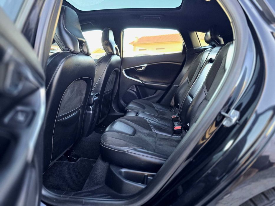 Volvo V40 R-Design 1.6 D2 115Cv