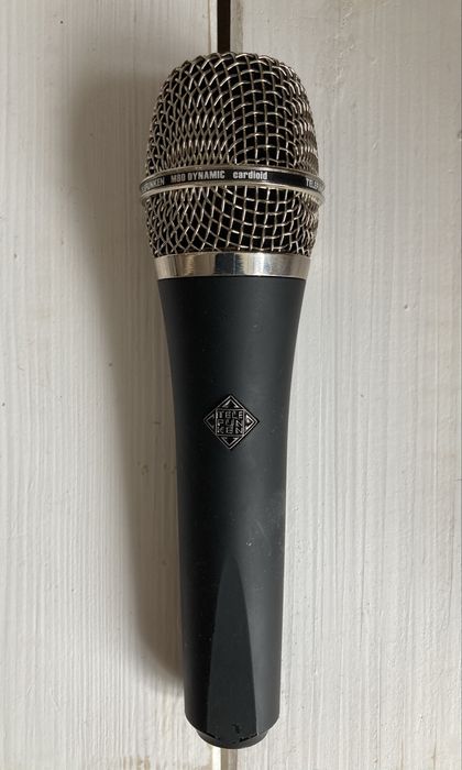 Telefunken M80 dynamic microphone