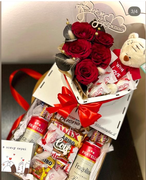 Букети з цукерок Смачні подарунки Чоловічі букети До дня закоханих
