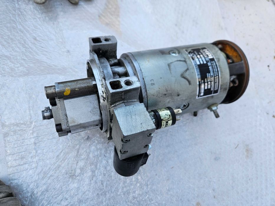 HPI SILNIK DC 3KW 24V 2600OBR/MIN 114.609E