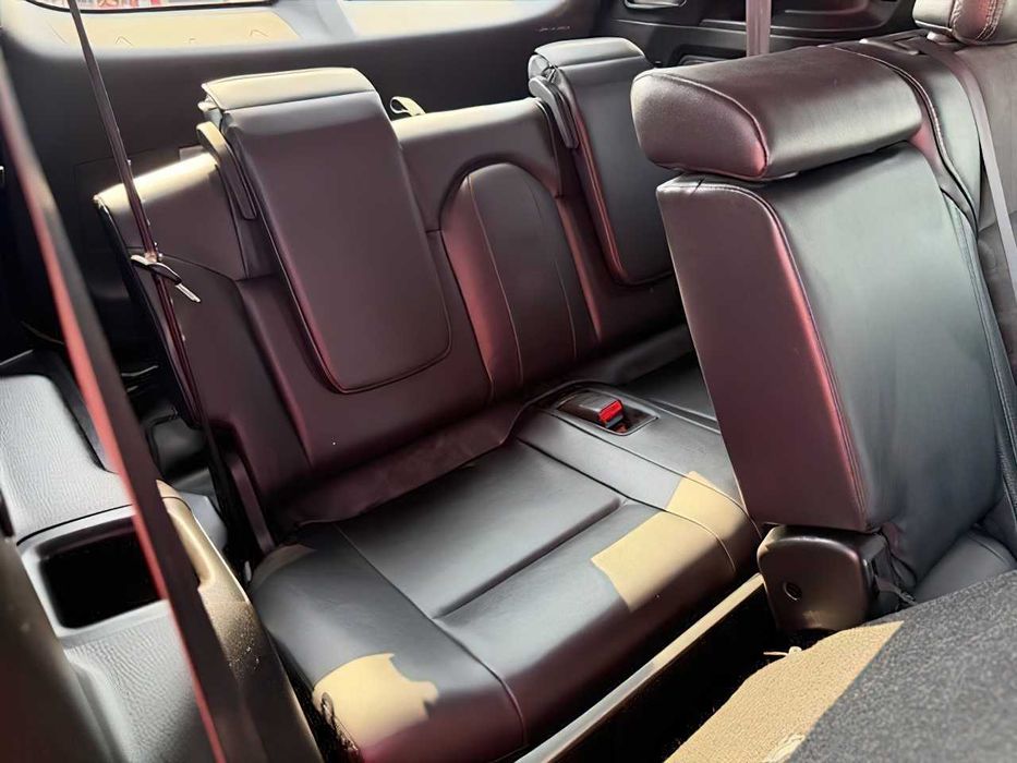 Mitsubishi Outlander PHEV SEL      2023