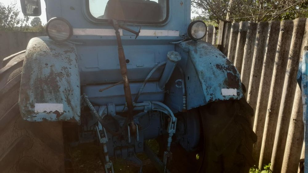 Продам трактор т 40.