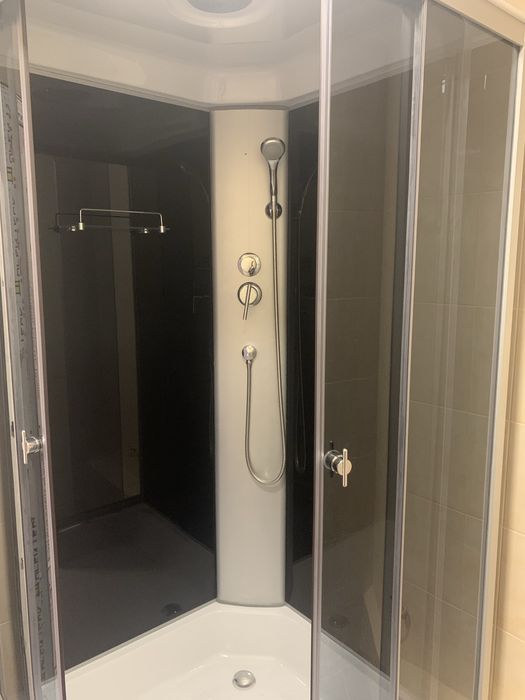 Здам кімнату без хазяїна.