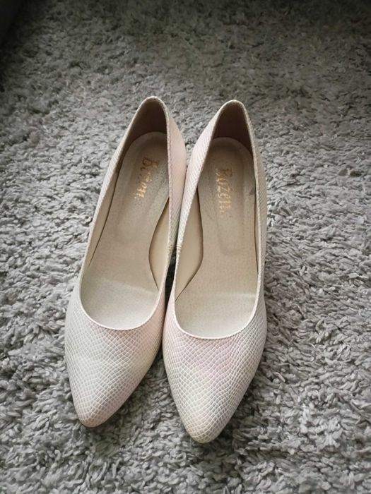 Buty szpilki ślubne