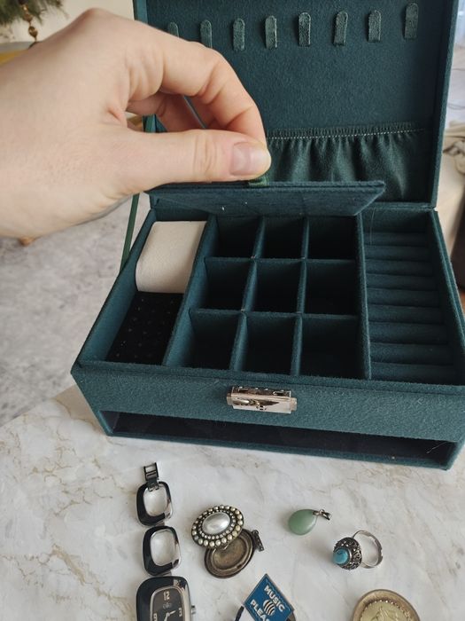 Stara biżuteria mix w kasetce