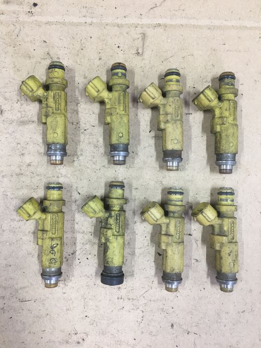 Форсунка Toyota Corolla Caldina Raum 1.3 1.4 БЕНЗИН (23250-11130).