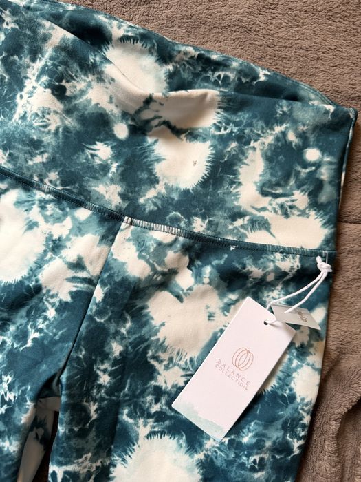 Nowe legginsy sportowe Balance Collection tie-dye zielone