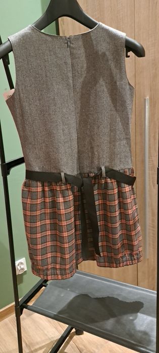 Sukienka szara r. 158