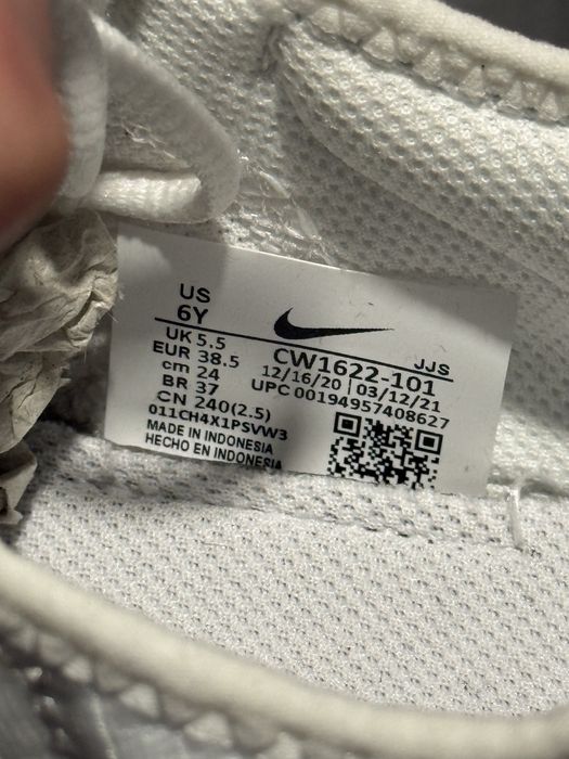 Кросівки Nike React Live GS, розмір 37, Оригінал!