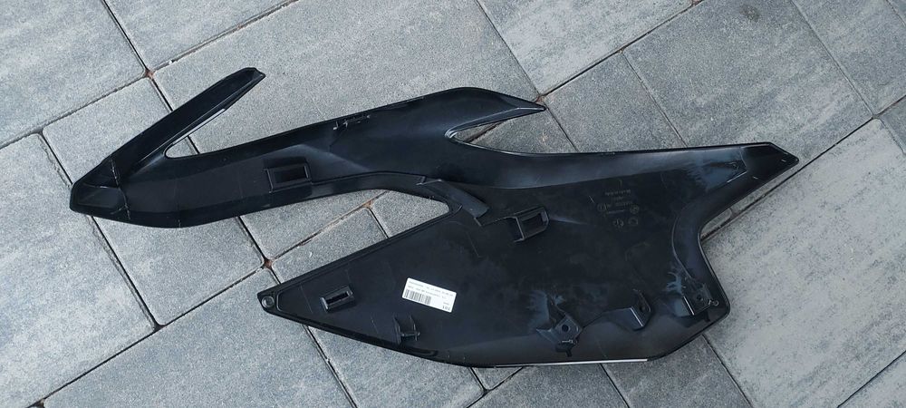 Owiewka Osłona Plastik Czacha Lewa  BMW R 1250 RT K52 wypełnienie