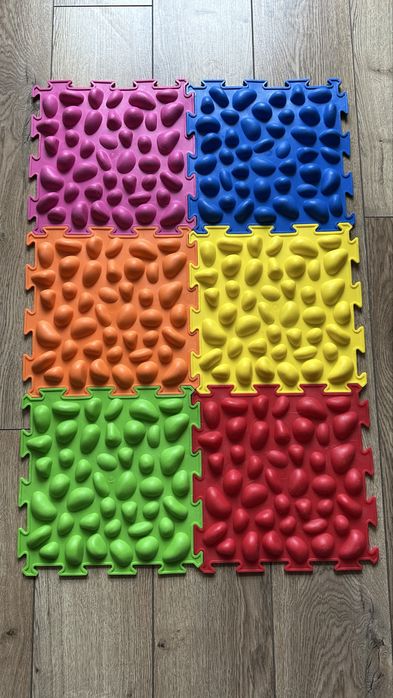 Puzzle ortopedyczne mata masazna do stop dziecka