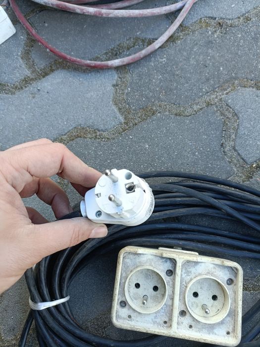 Przedłużacze 230V – 30m + 20m z rozdzielaczami