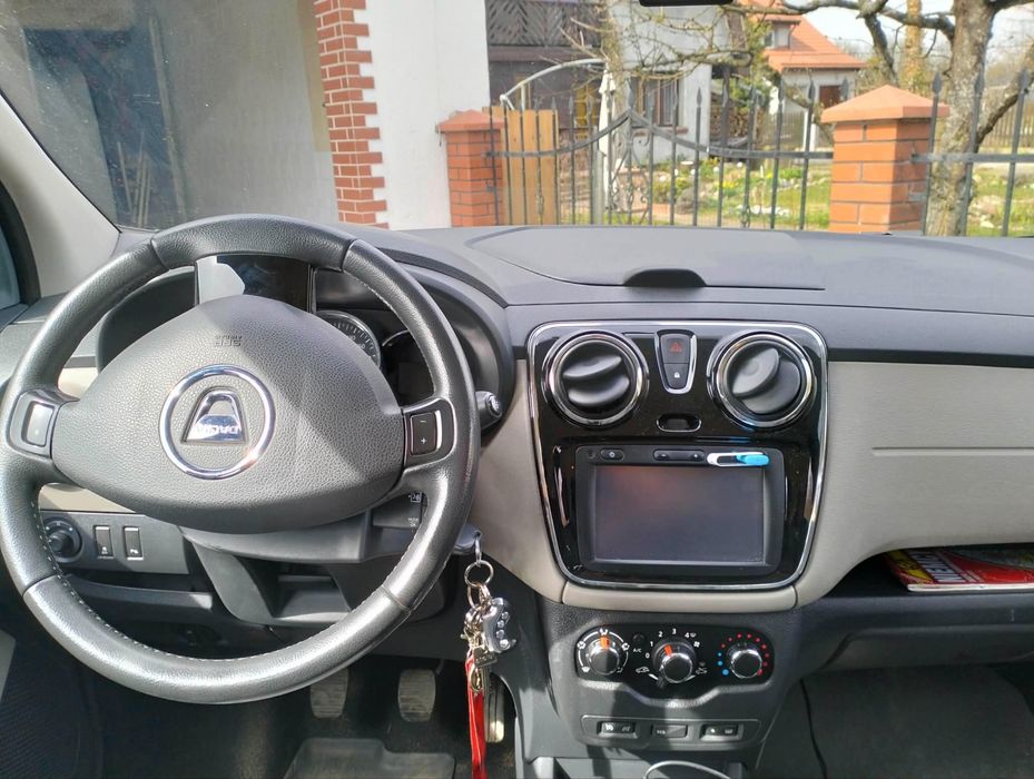 Dacia 7 osobowa 1.2
