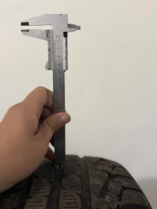 Зимові колеса 215/60/R17 Pirelli