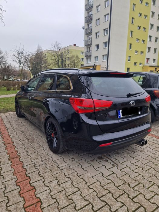 KIA Ceed, uszkodzona, 1.6, 2016