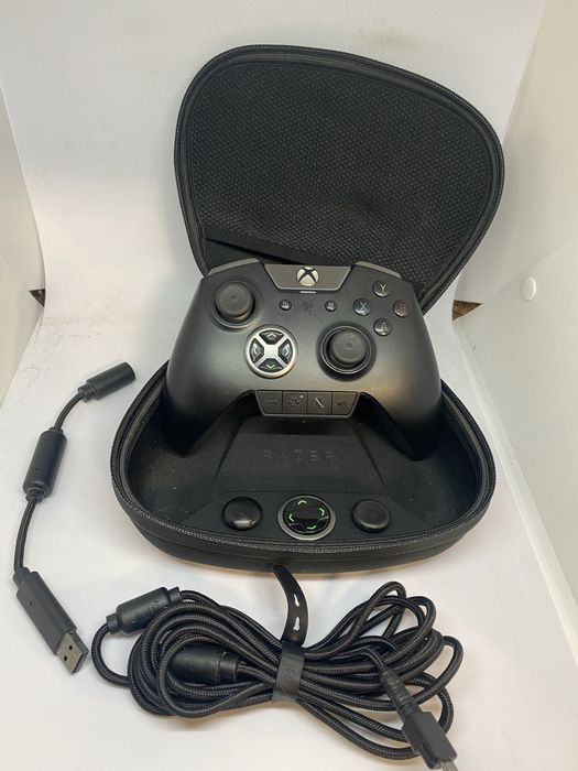 Pad Razer Wolverine Ultimate Xbox One Xone Series X