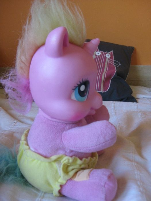 jednorozec zabawka interakcyjna