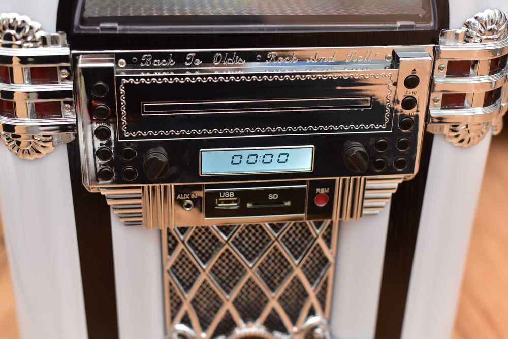 auna Kentucky szafa grająca