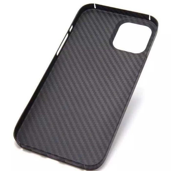 Карбоновый чехол iPhone 12 | 12 Pro