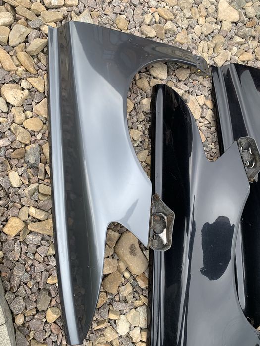 Крила передні Volvo V50