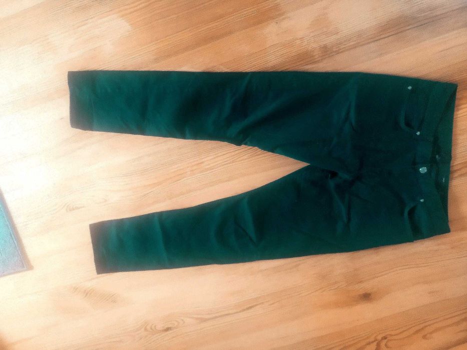 Ciemnozielone spodnie męskie jeansy slim fit h&m rozmiar 30 EUR