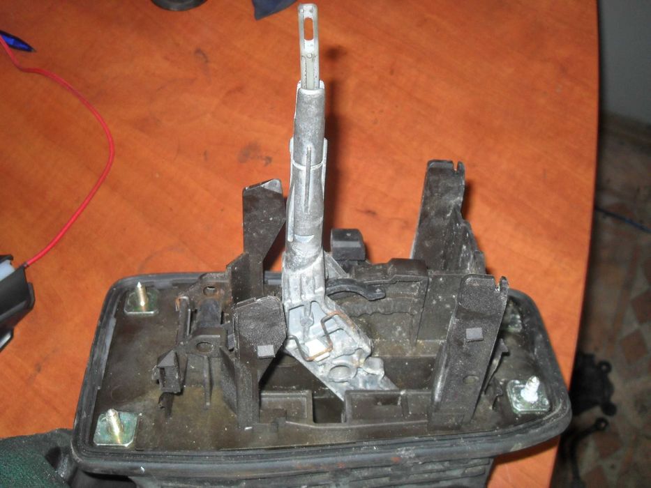 Audi A4 B5 Wybierak biegów Automat