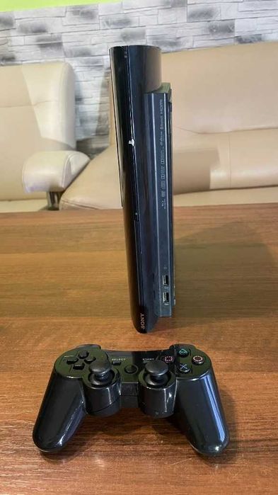 Playstation 3 super slim 1Tb Ps3 2 pady