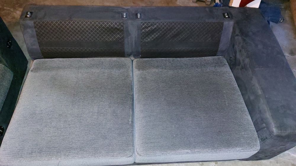 Sofá com chaise longue