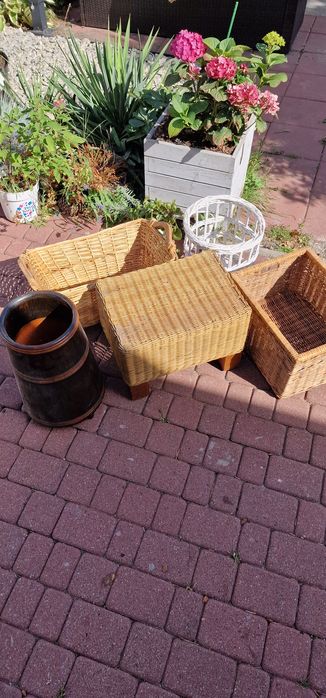 Kosze wiklinowe sofa