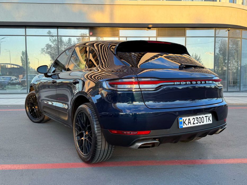 Porsche Macan 2017 VIN WP1AA2A57HLB09121 фото оголошення 7 з 24