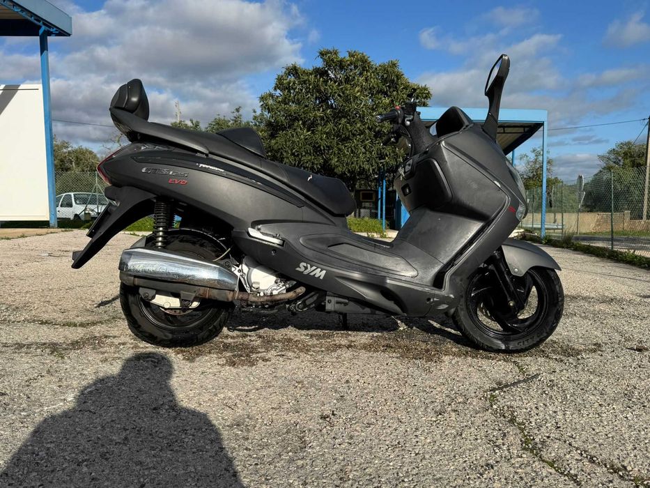 Mota GTS 125 Sym