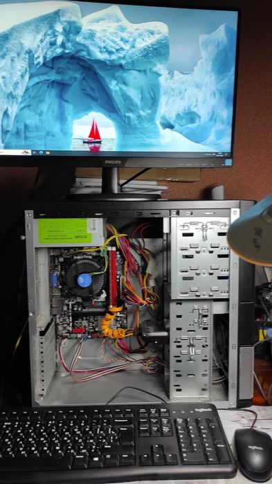 Компьютер целиком - 4 ядерный  Intel Q8200, ОЗУ-8ГБ, HDD-320Gb