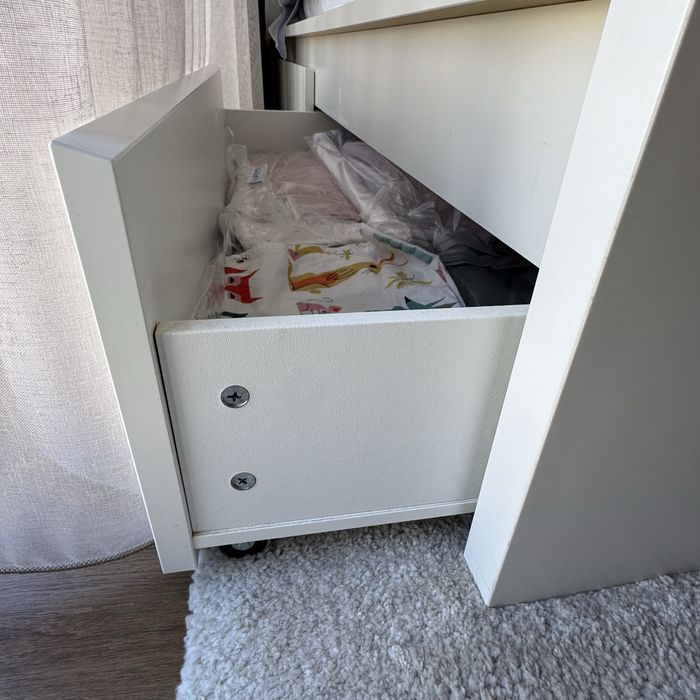 Cama Malm - 4 gavetões