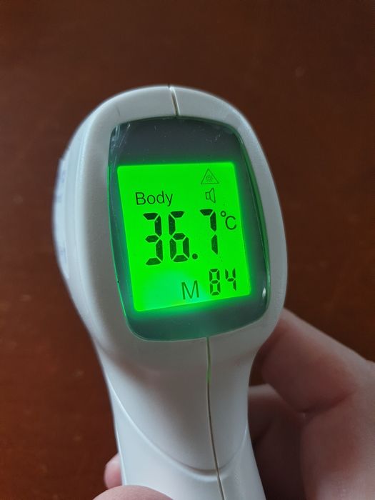 Termometr bezdotykowy MANTA THM 501P