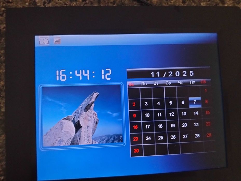 Продам цифрову електронну фоторамку