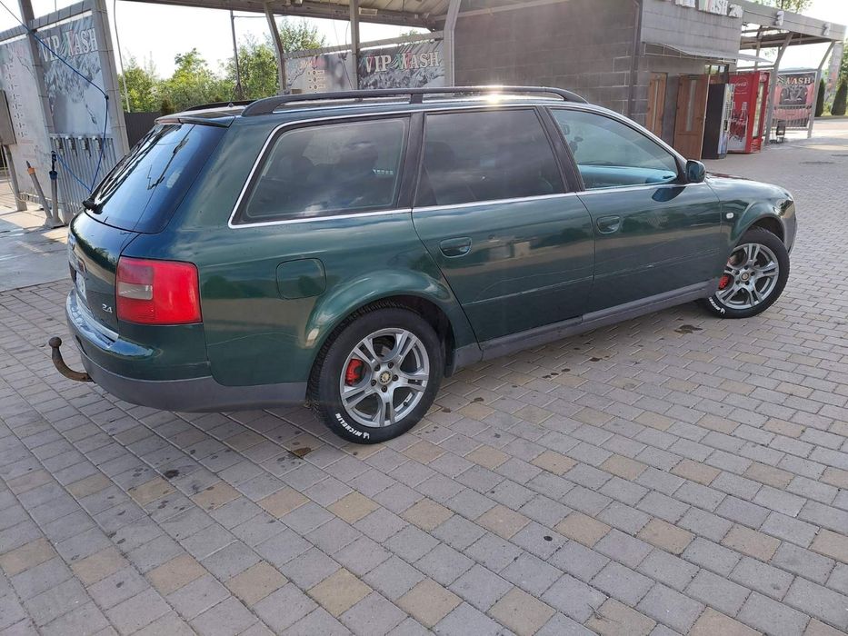 Продаю Ауді А6 с5 2,4 V6