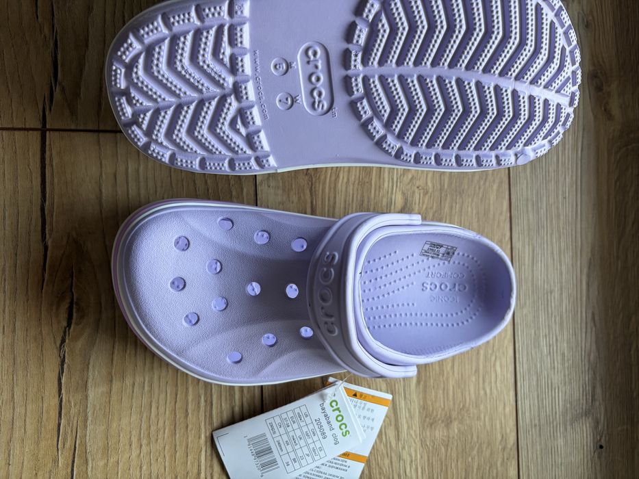 Fioletowe klapki crocs na lato 37-38