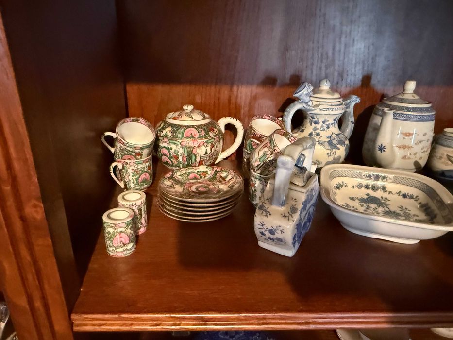 Porcelana chinesa NOVA (preço por todas as peças)  (Negociável)