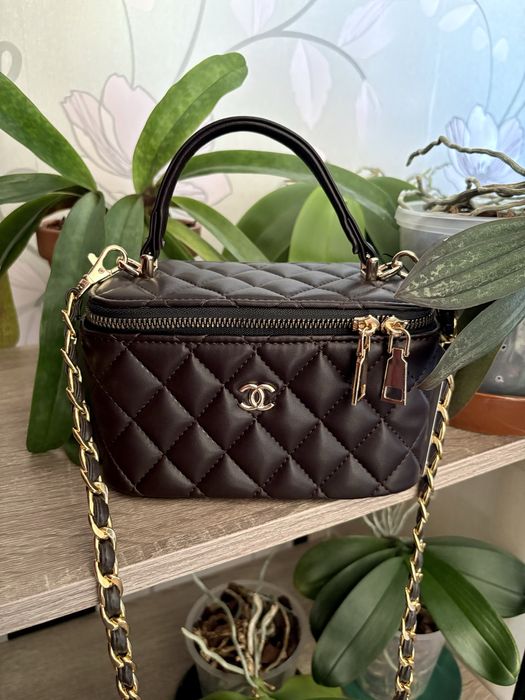 Сумка крос-боді Yves Saint Laurent та Chanel стьобані vanity кейс