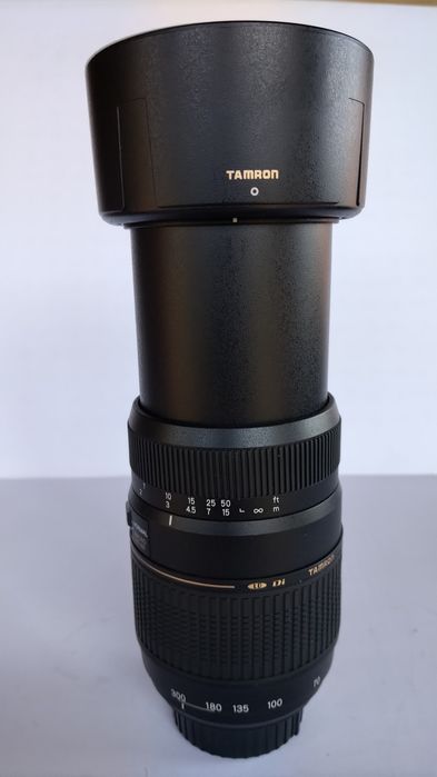 Lente Tamron 70-300 AF para Nikon
