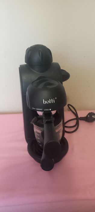 Ekspres do kawy ciśnieniowy Botti