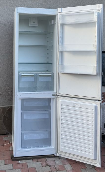 Продам холодильник Electrolux