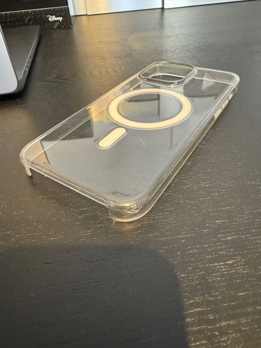 Capa transparente com MagSafe para iPhone 15 Pro Max Usado