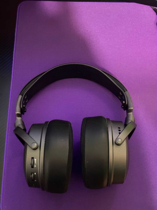 Audeze Maxwell + Ambuszury